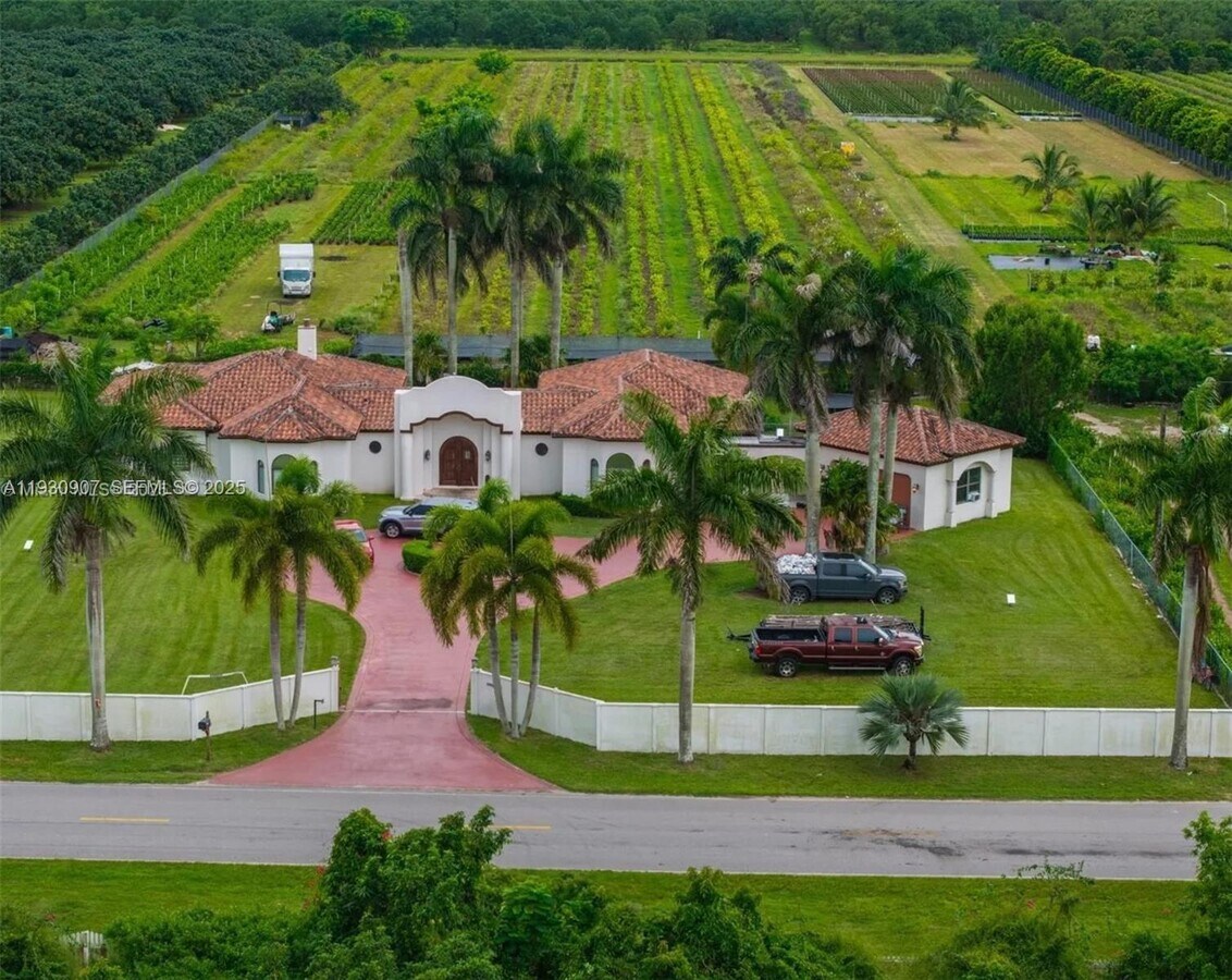 Photo - 20970 SW 264th St