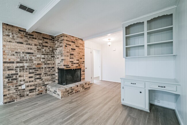 Photo - 3311 Palm Desert Ln