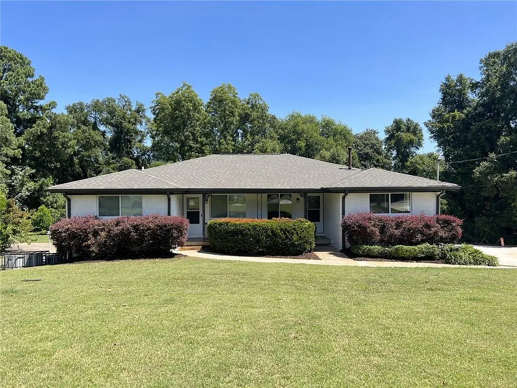 Front of Nettie Ct - 2058 Nettie Ct (Decatur, GA)