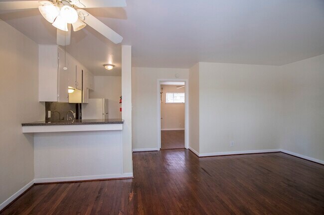 Building Photo - 8803 Timberside Dr Unit 9 Rental