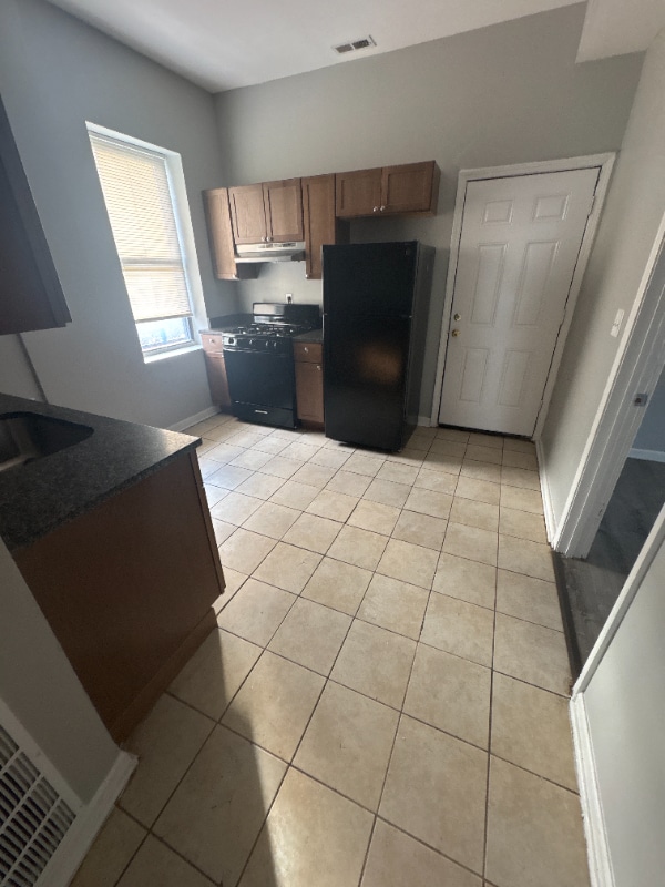 Photo - 7314 S Kenwood Ave Unidad 1