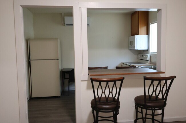 Photo - The Casita — Cozy 1-Bedroom Home with Utilities Included