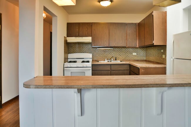 Building Photo - 873 W Lill Ave Unit b3