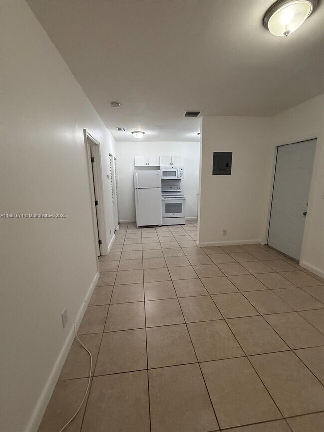 Photo - 1036 NW 2nd St Unit 1036
