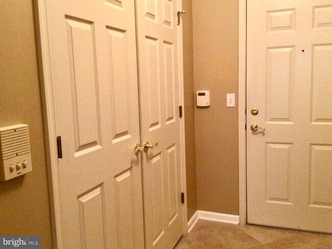 Photo - 118 Masterson Ct