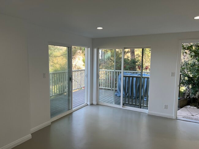 Master Bedroom with a Deck - 3623 Serra Rd Unit Hillside