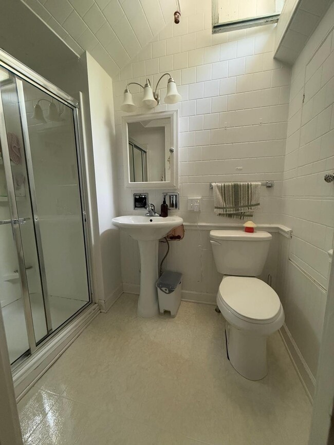 Photo - 1903 Old Court Rd