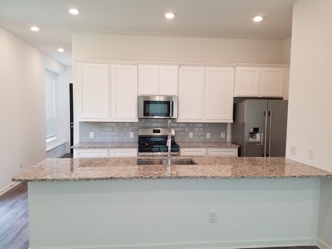 Photo - 535 Bristol Tide Ct