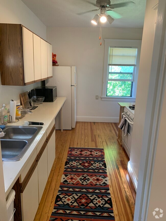 Building Photo - 3402 Brotherton Rd Unit #2 Rental