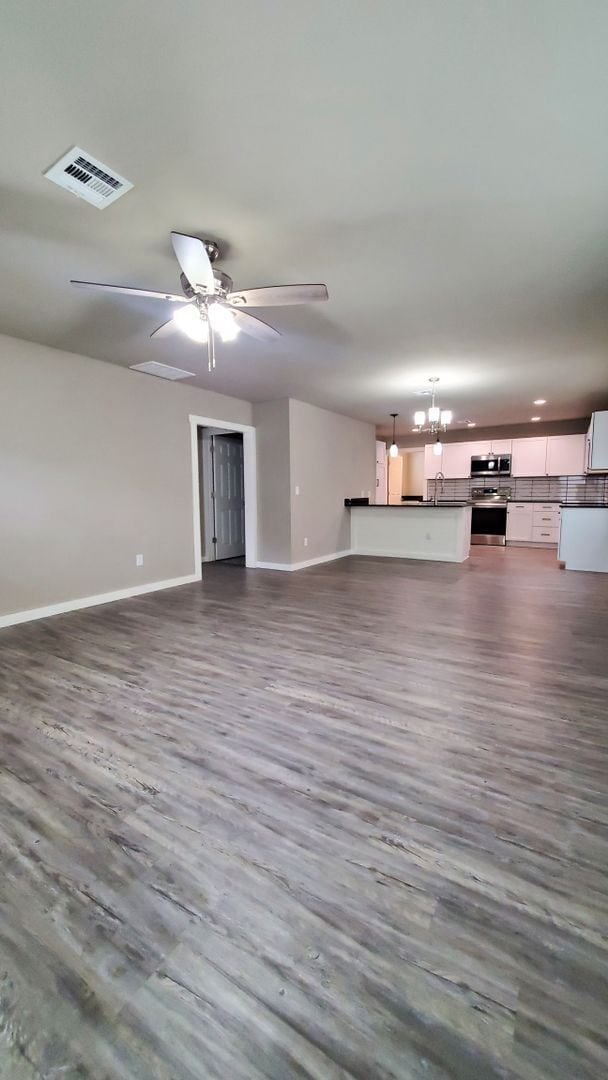 Photo - (2) Bed/(1) Bath Available NOW! Updated!