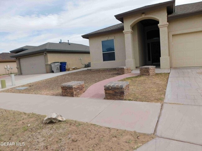 Photo - 14628 Rockbridge