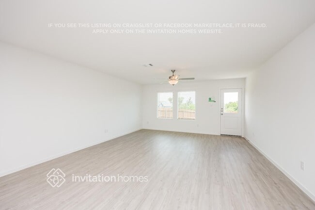 Photo - 2714 Bronte Blvd