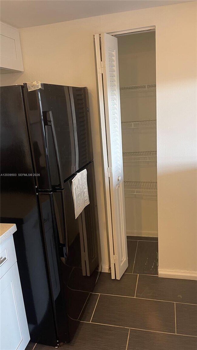 Photo - 1440 Brickell Bay Dr Unit 508