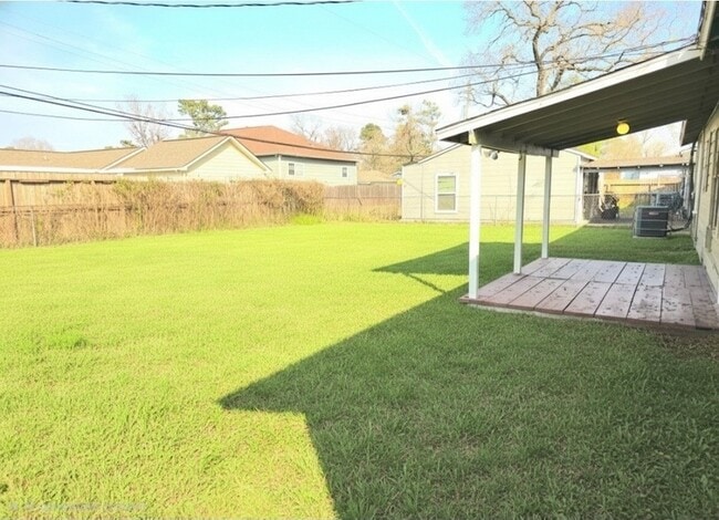 Photo - 6315 Rosemary Ln