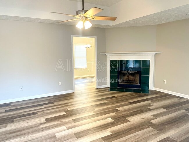 Photo - 460 Mountainview Dr