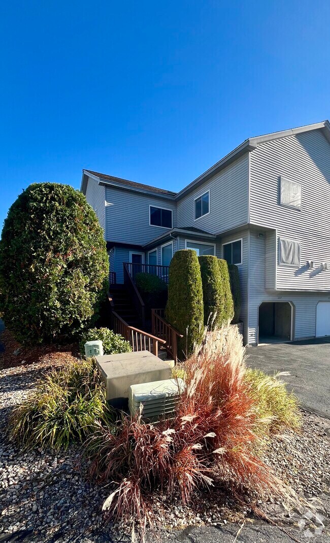 Townhomes for Rent in Sherborn MA 4 Townhomes