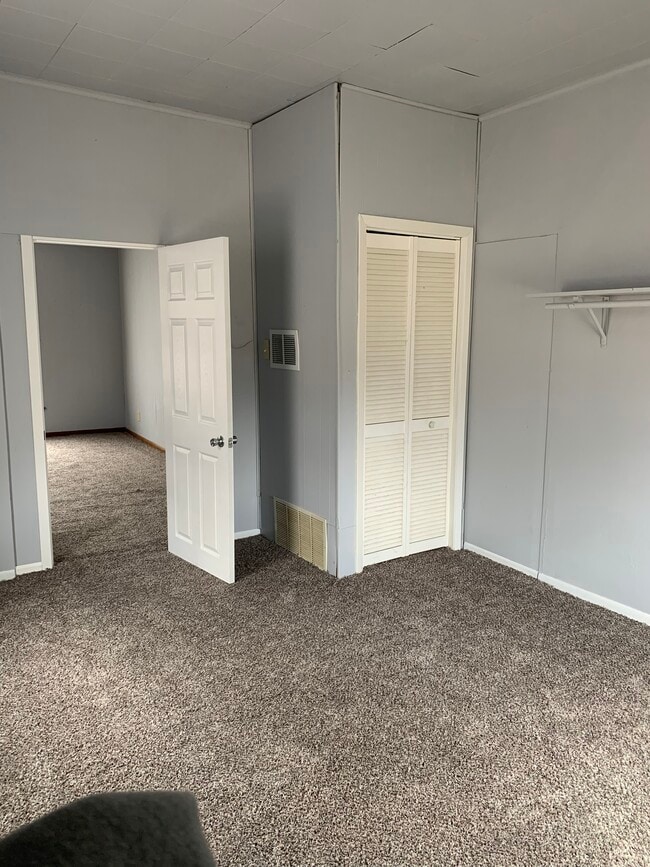 Kitchen - 934 Water St Unit Upper