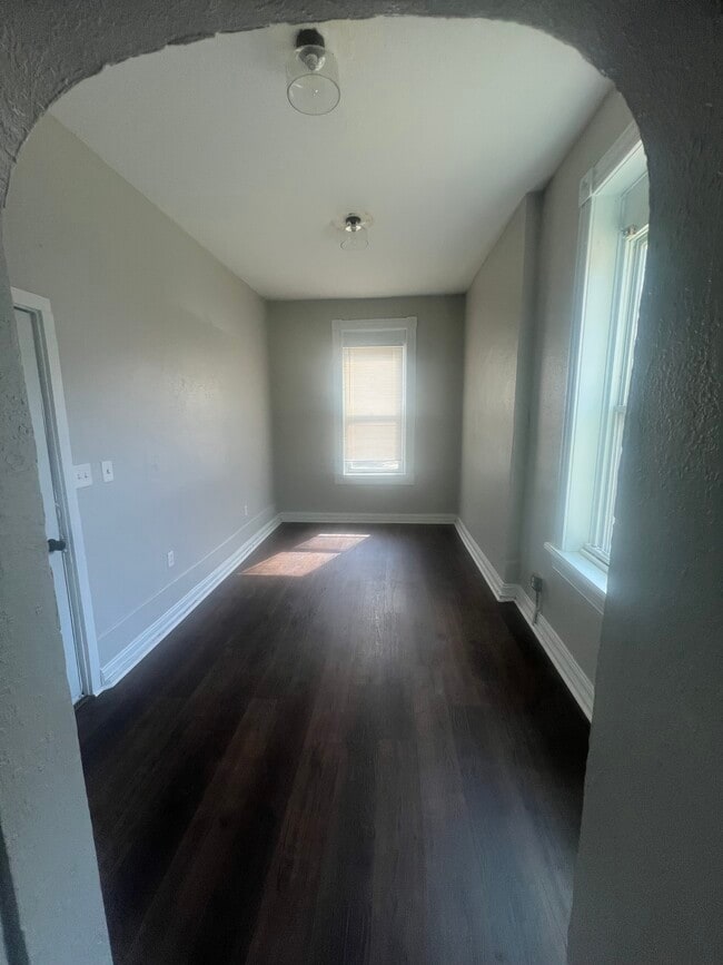 Photo - 3016 California Ave Unidad 1F