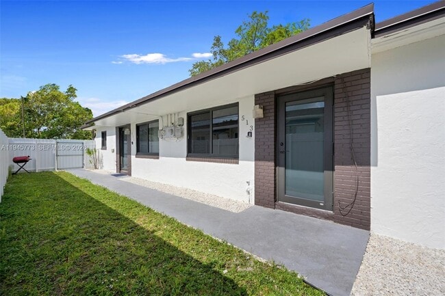 Building Photo - 511 NW 93rd St