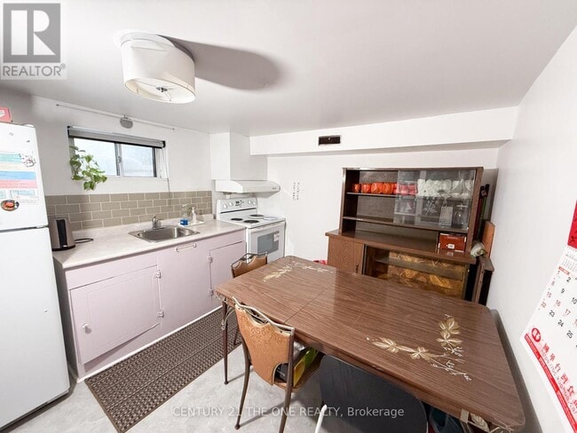 Photo - 500 Drewry Ave