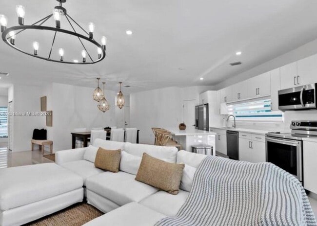 Photo - 9958 SW 216th St