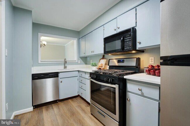 Photo - 241 Loudoun St SW Unidad 241 Loudoun Street SW