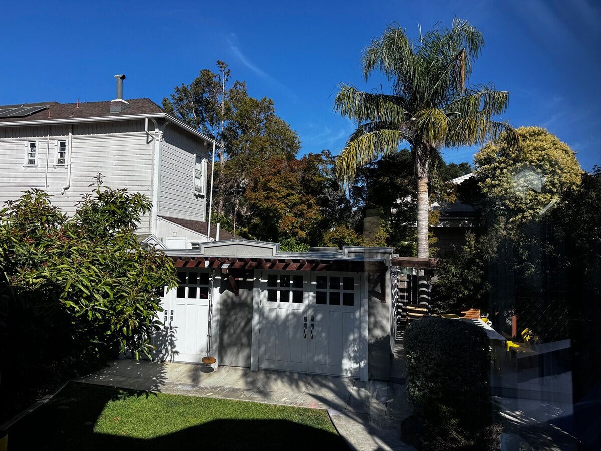 Photo - 1434 Paru St