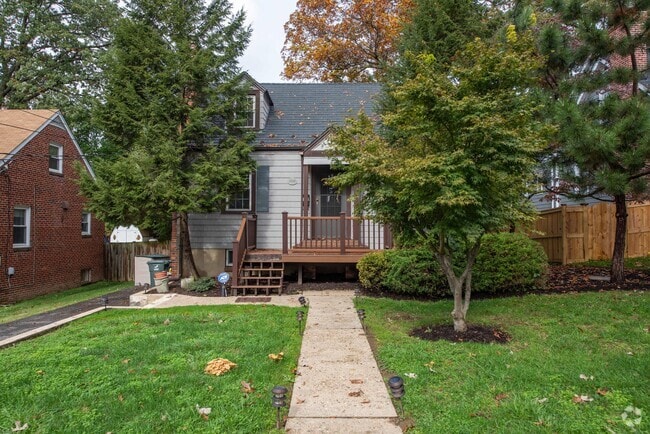 Building Photo - 3901 13th St S Rental