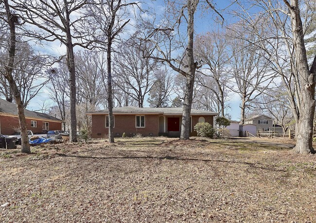 Building Photo - 6635 Olde Savannah Rd