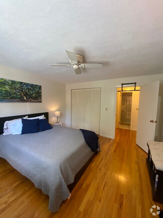 Building Photo - 81 Green St Unit 34 Rental