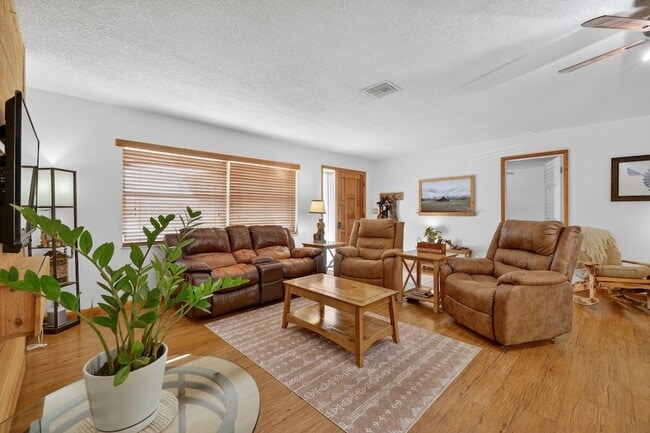 Photo - 1769 SE Madison St