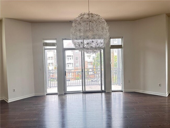 Photo - 711 Cosmopolitan Dr NE Unit 145