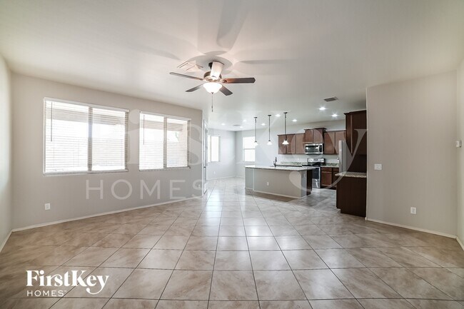 Photo - 1931 W Desert Spring Way