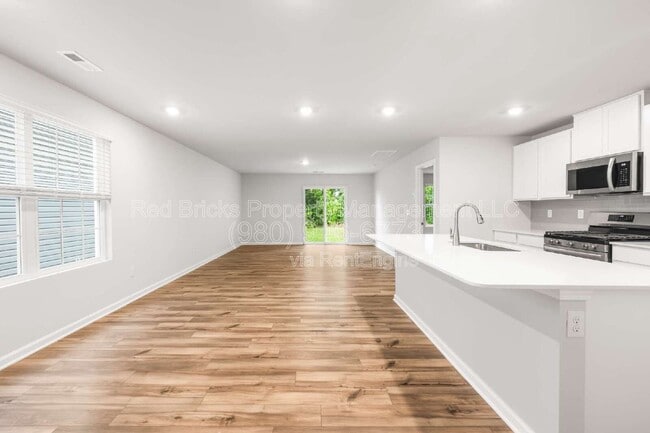 Photo - 10154 Chatham Run Ln