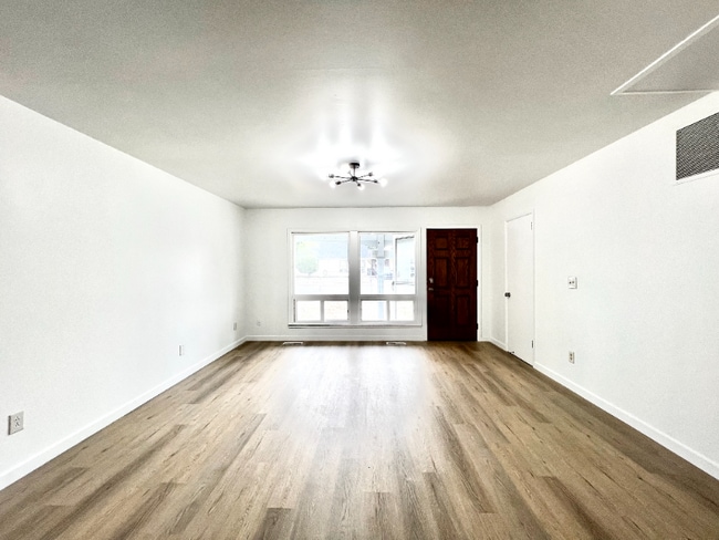 Photo - 25818 SE 19th Way