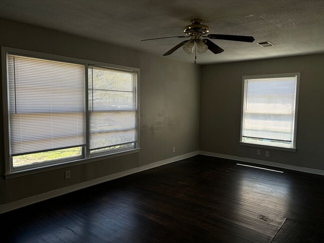 Photo - 1822 N Alexander St