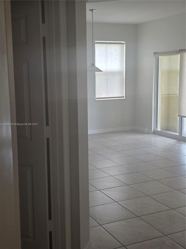 Photo - 10885 NW 89th Terrace Unit 202