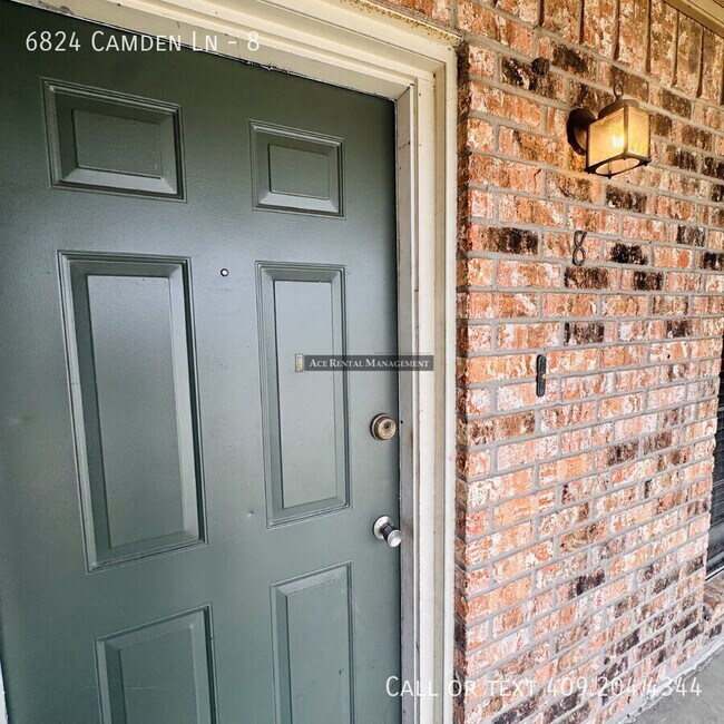 Building Photo - 6824 Camden Ln Unit 8