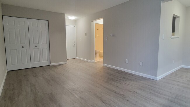 Photo - Sheraton Place Apartments