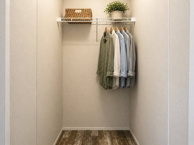 Photo - 3413 Bissell Rd