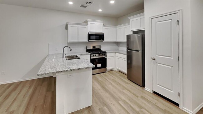 Photo - 1112 NW 113th St