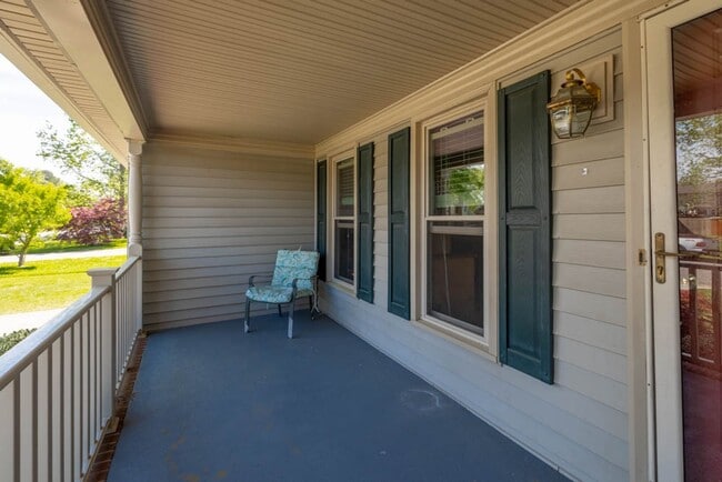 Photo - Beautiful single story ranch for rent in Chesapeake!