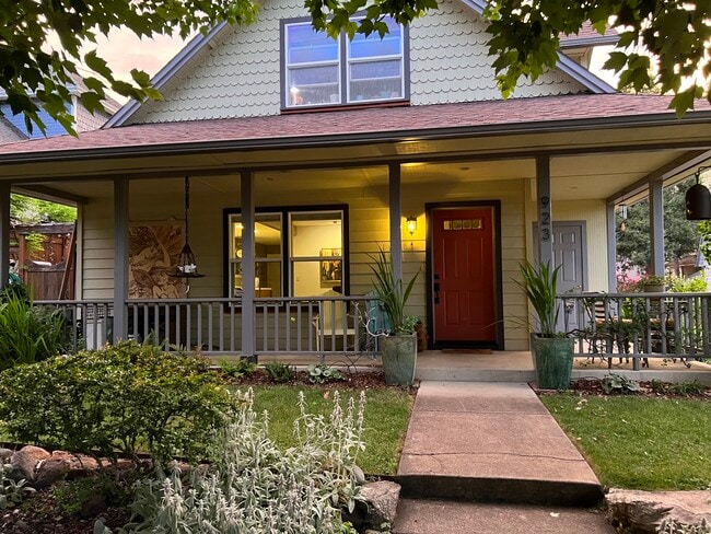Photo - 923 Bellview Ave Townhome