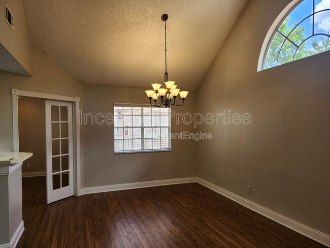 Photo - 575 Bloomington Ct Unit 24