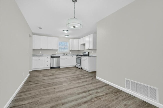 Photo - 2211 N Shannon St