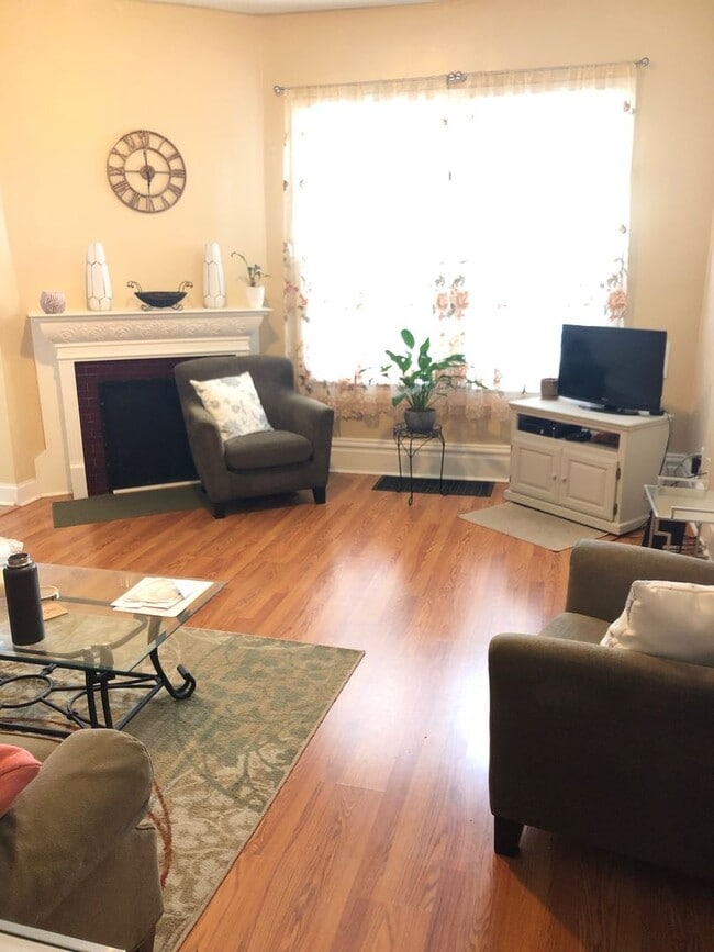 Photo - 7220 Meade St Unit #1