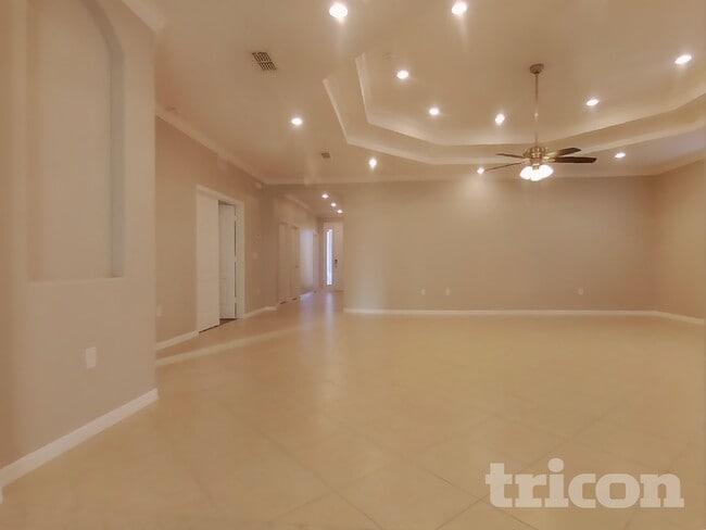 Photo - 1660 Luft Ln