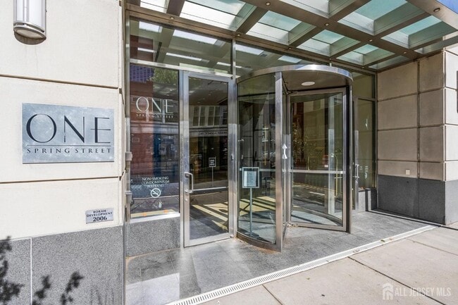 Photo - 1 Spring St Unit 1704