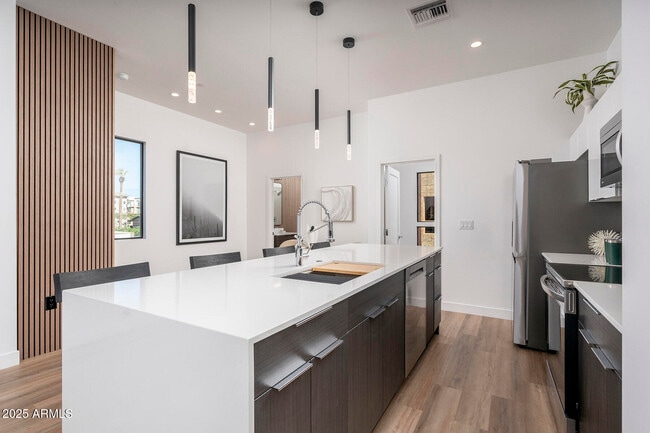 Photo - 4220 N 32nd St