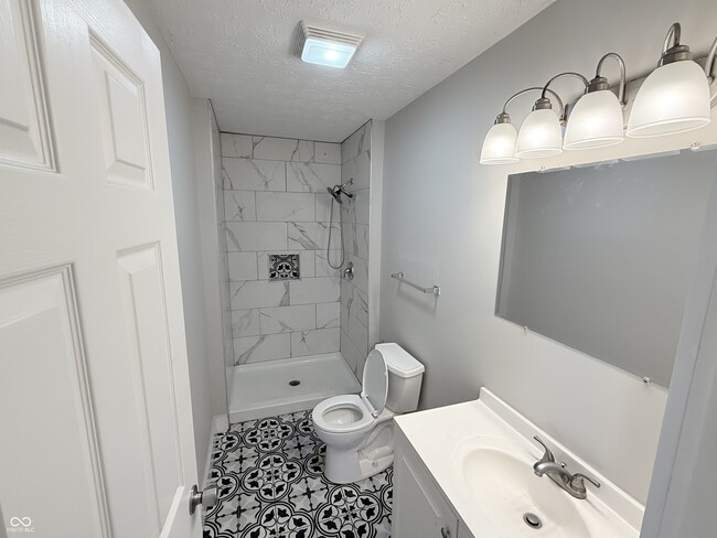 Photo - 3449 Boulevard Pl